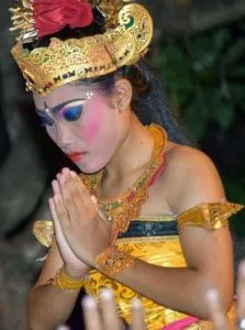 cropped cropped bali 1865792 640 1